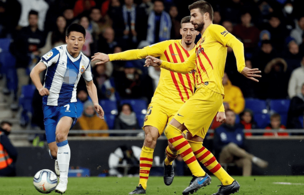 比利亚雷亚尔球员集体爆发,士气高涨 比利亚雷亚尔球员集体爆发,士气高涨