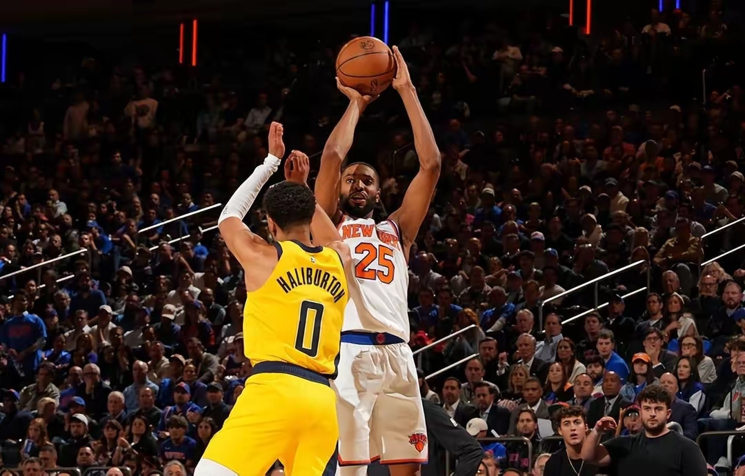 熊猫直播平台-尼克斯横扫热火，保持领先位置