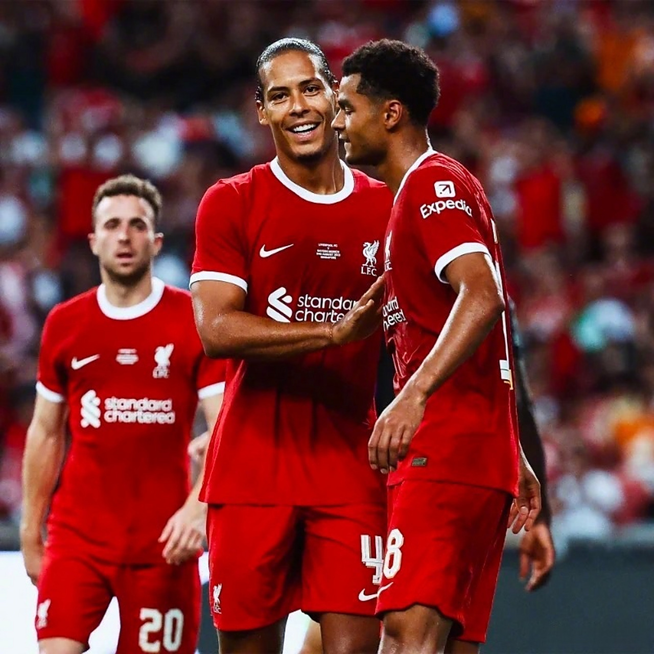 利物浦确认范迪克将参与对阵拜仁的比赛 利物浦确认范迪克将参与对阵拜仁的比赛